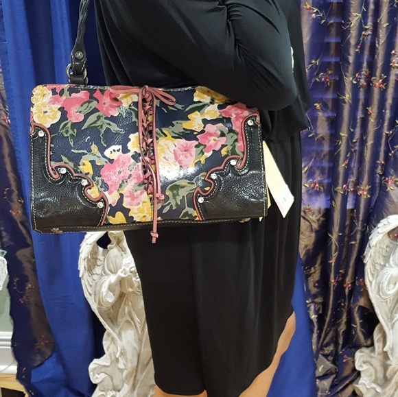 Purse - Picture 3 of 8